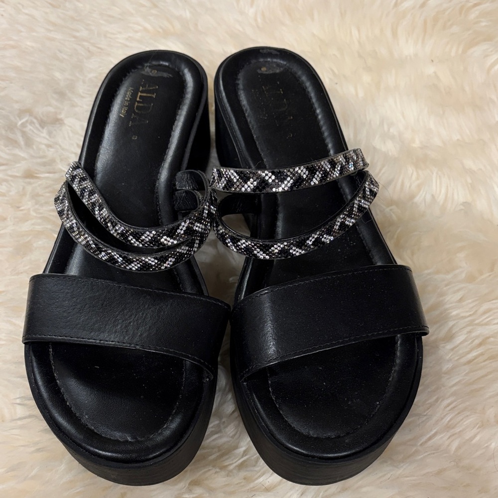 Made in Italy Black and Silver Women's Leather Sandals, Size 10